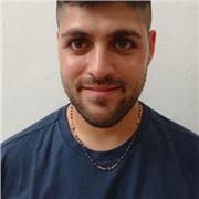 Ragazzo diplomato a cui è sempre piaciuta la matematica e a cui piace spiegare in modo semplice e chiaro la propria conoscenza in matematica, italiano, storia